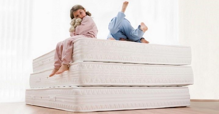 تشک ارتوپدیک برای سالمندان