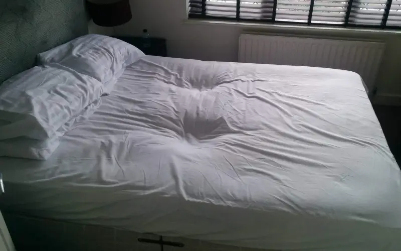 علت گود شدن تشک تخت